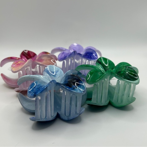 Colorful Flower-Shaped Hair Claws - Picture 4 of 9